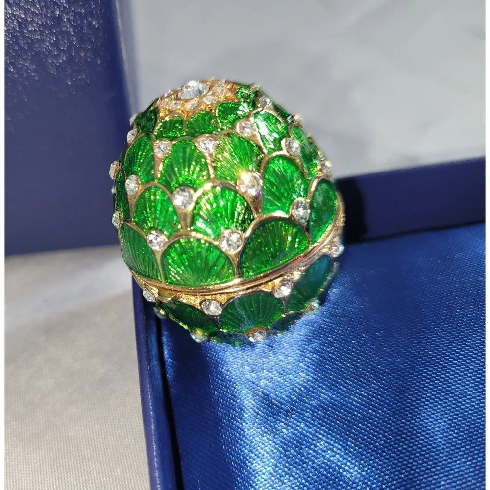 Emerald Green Fabergé Style Jeweled Egg Trinket Box Gold Tone & Rhinestones 2